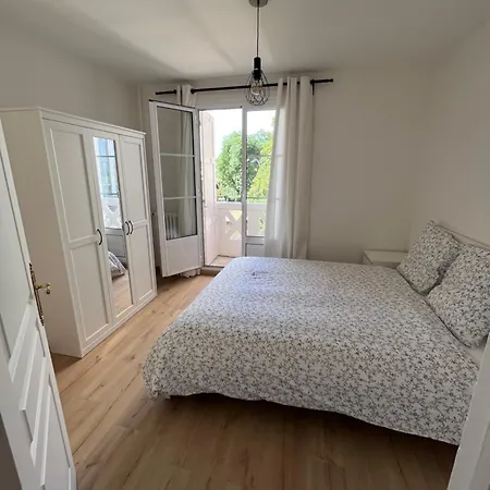 Chic Et Cosy A Colombes Apartment